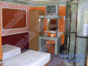 jordan double room, triple room, quad room with great value cheap accommodation