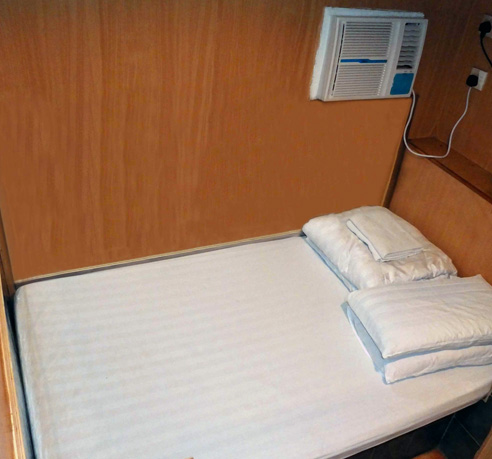 Cheap hotel motel room booking in mongkok, budget hostel accommodation Beijing Hotel