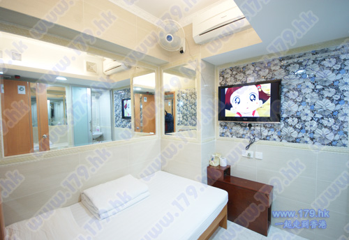 Lukfook Tsim Sha Tsui Hotel Hong Kong budget hotel boutique HotelHong Kong Cheap hotel Monthly rental hotel room in Tsim Sha Tsui TST next to Chung King Mansion