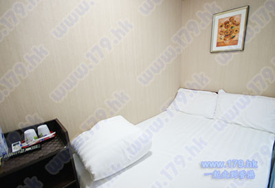 Man Hing Hostel Cheap Motel Hong Kong Budget Hostel in Kowloon Jordan area online booking @ 179.hk