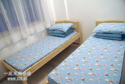 Marlboro Apartment Monthly hostel rental in Causeway Bay CWB short term service apartment hotel room rental cheap monthly rental