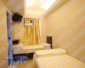 Cheap hostel single double triple room