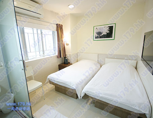 Peace Hotel Hong Kong Budget boutique hotel in Mongkok Kowloon Cheap Motel room booking