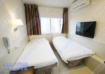 Peace Hotel Hong Kong Budget boutique hotel in Mongkok Kowloon Cheap Motel room booking