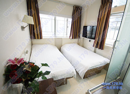 Peace Hotel Hong Kong Budget boutique hotel in Mongkok Kowloon Cheap Motel room booking